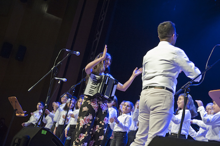 Aydınlık Sabahın Sesi konserinden